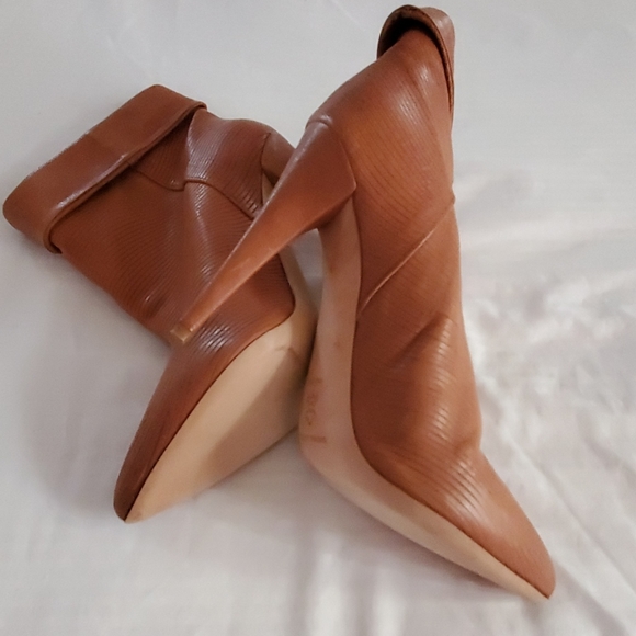 Loeffler Randall Women shoe - Picture 2 of 4